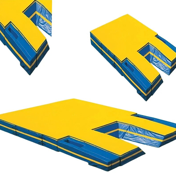 High Jump Landing Area / Pits
